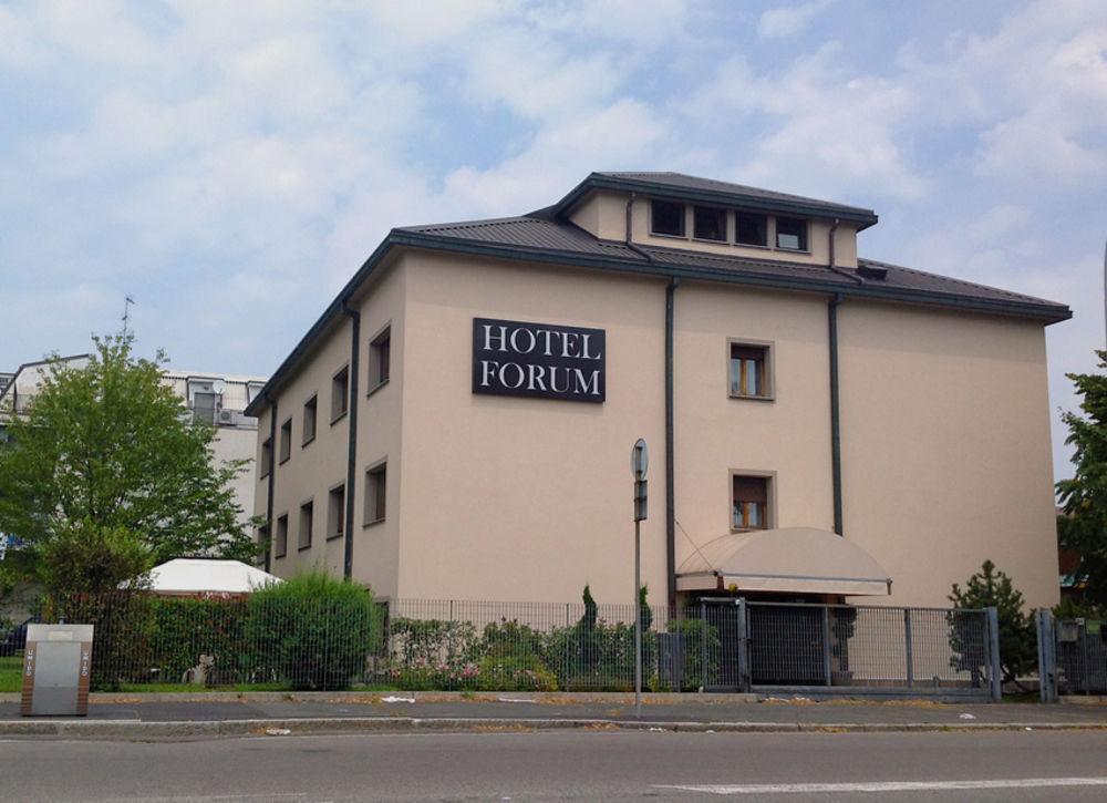 Forum 3*
