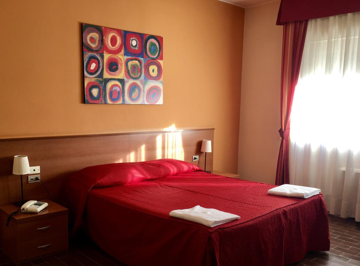 Hotel Forum 3*