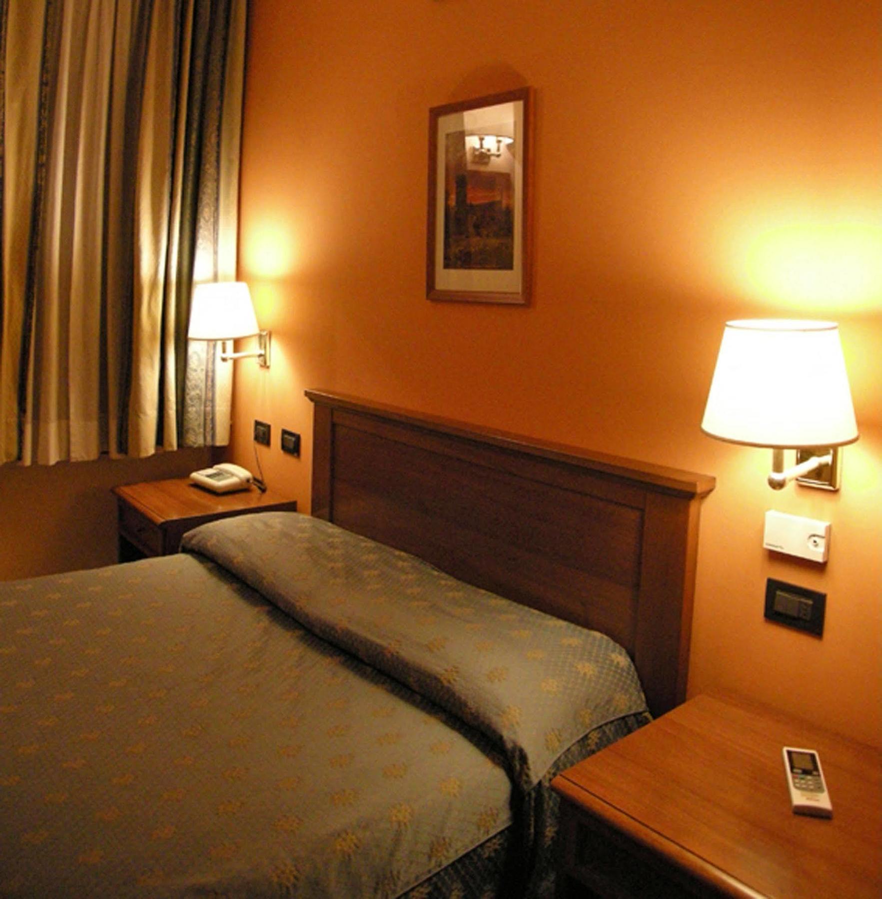 Hotel Forum 3*