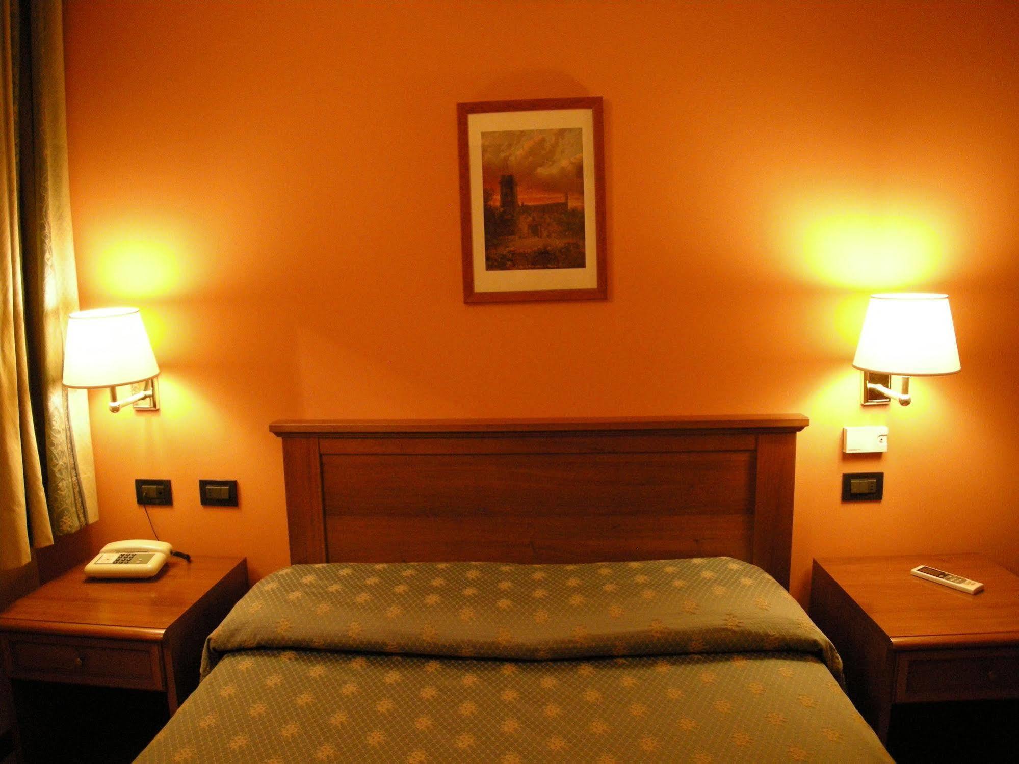 Hotel Forum Rozzano